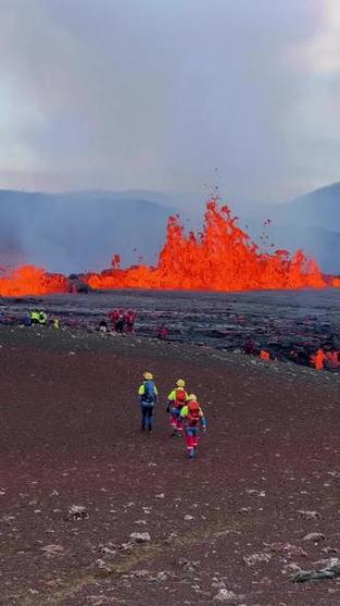 澳门研究生论坛和火山喷发时游客急逃与火山喷发急救
